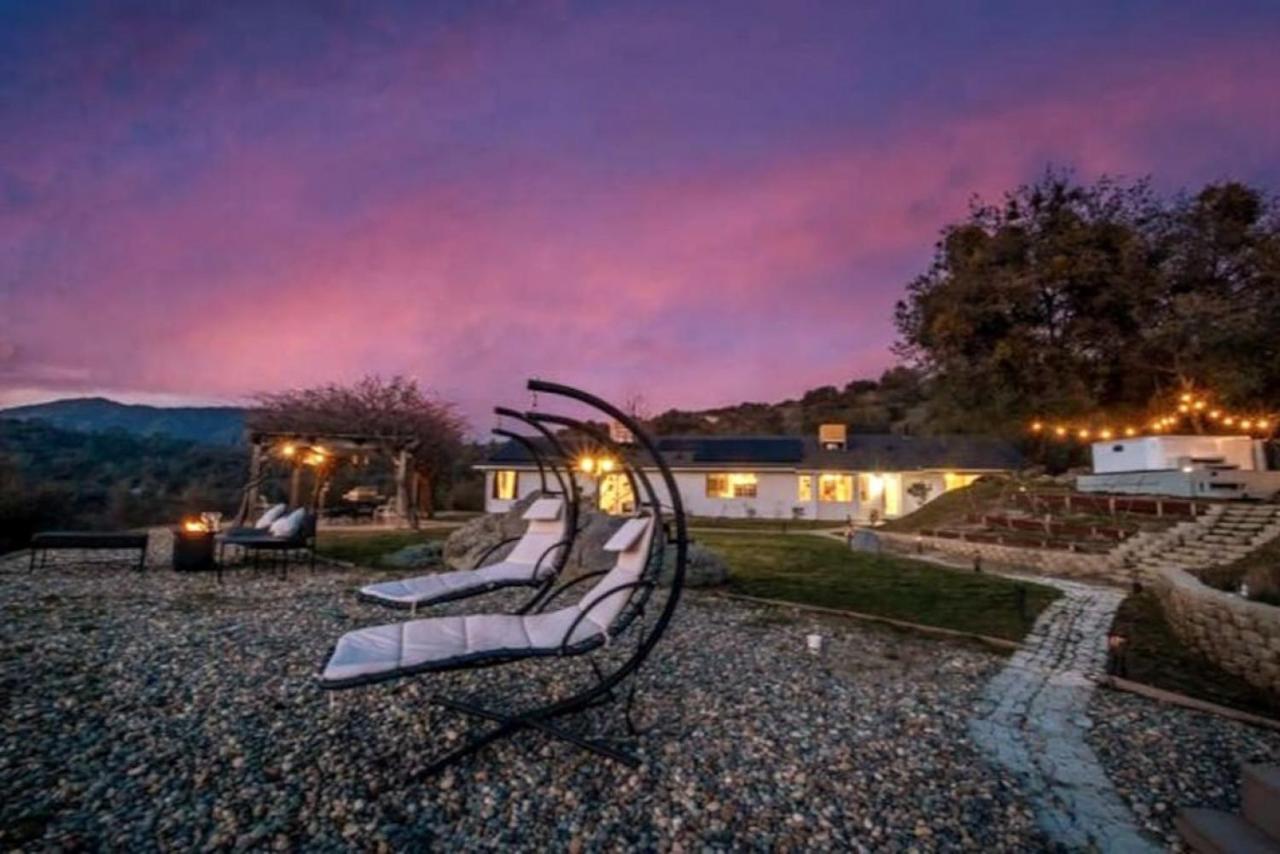 Fairy Tale 13-Acre Sunset Villa At Windy Gap Valley Near Yosemite Ahwahnee Exterior photo